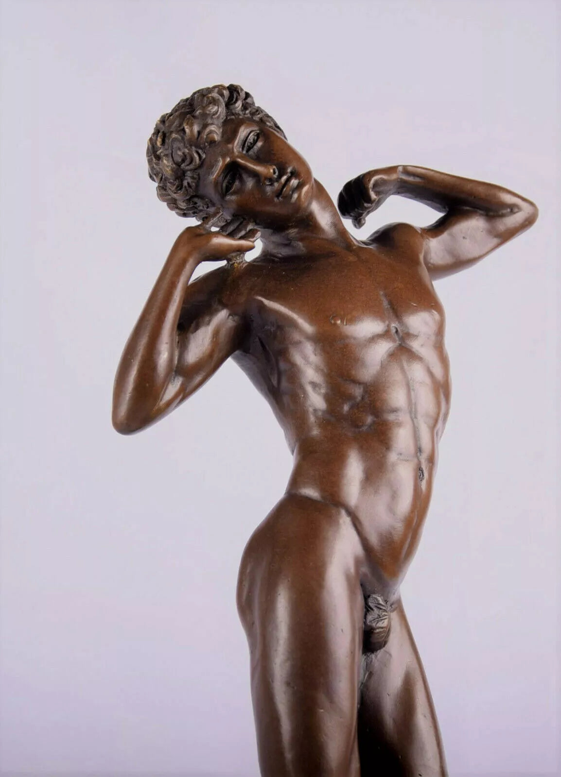 Statuette en bronze homme nu